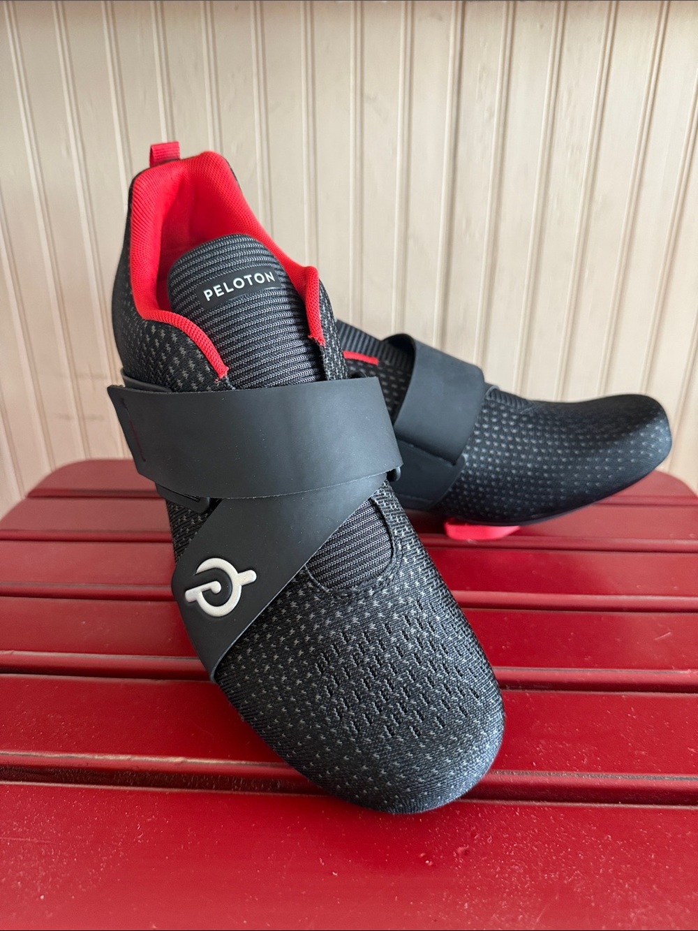 Peloton spin cycling bike Black athletic Shoes M 10. W 11.5. Used once. Like new